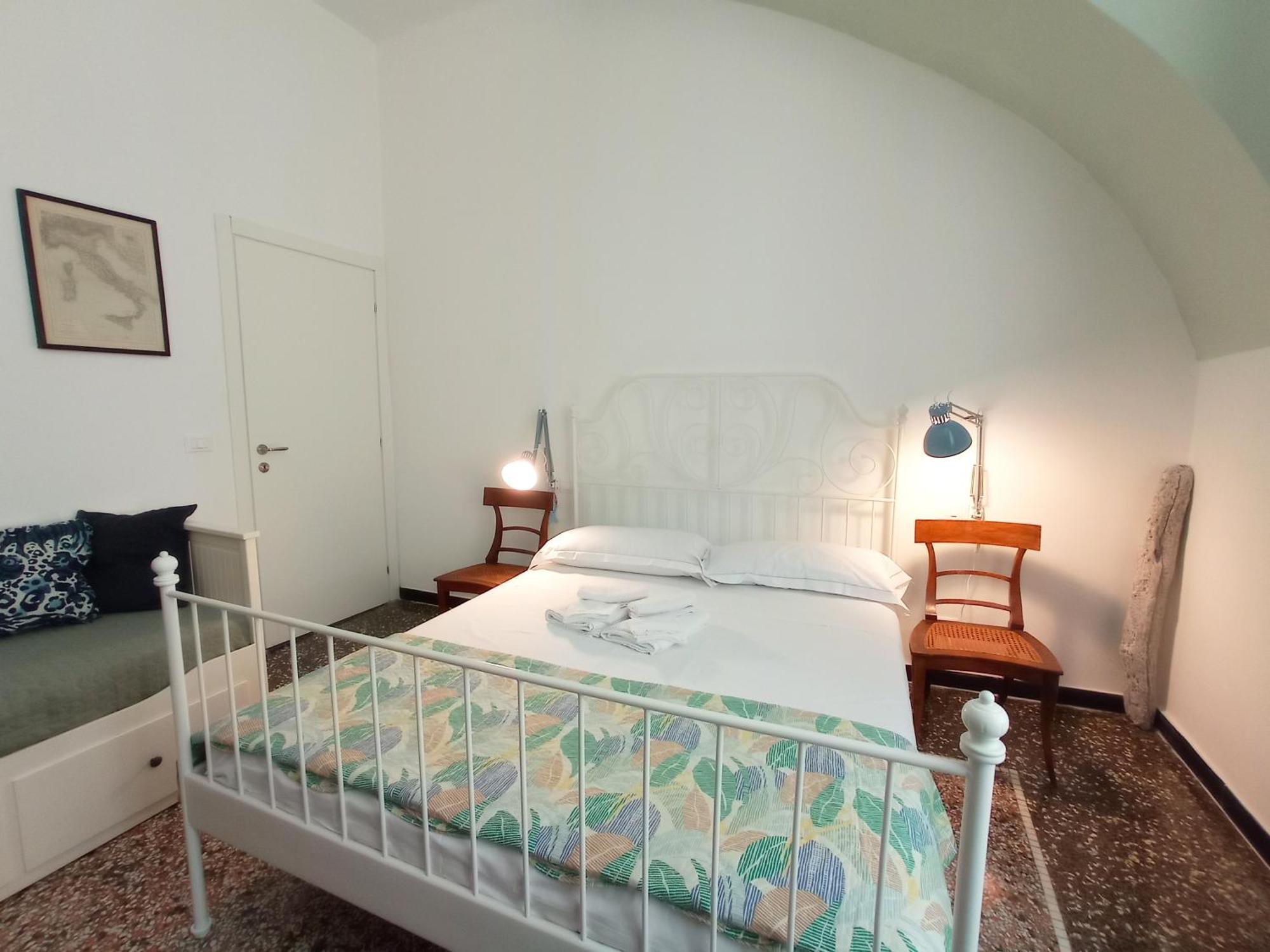 Ferienwohnung Casa Di Luca Genua Zimmer foto